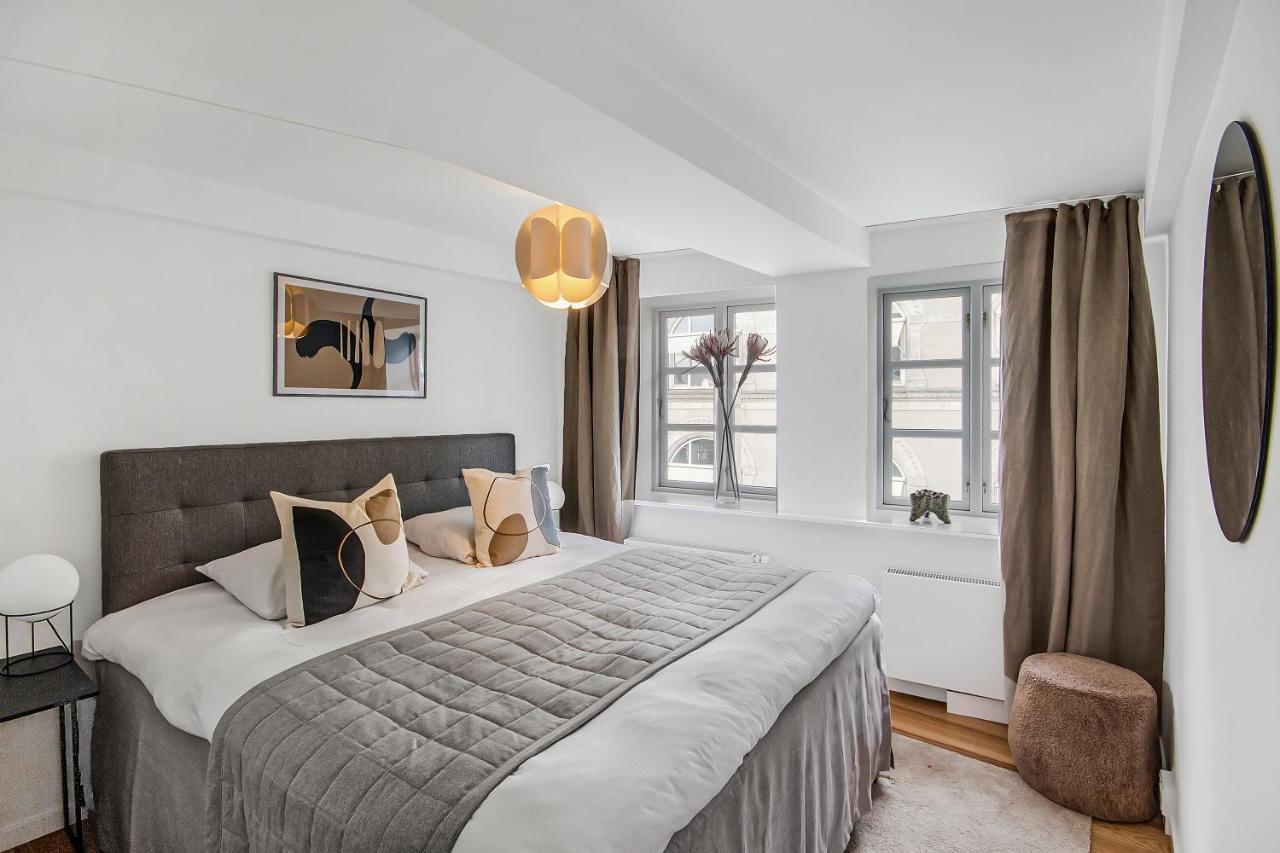 Sanders Regent - Smart Two-bedroom Near Square Апартаменты